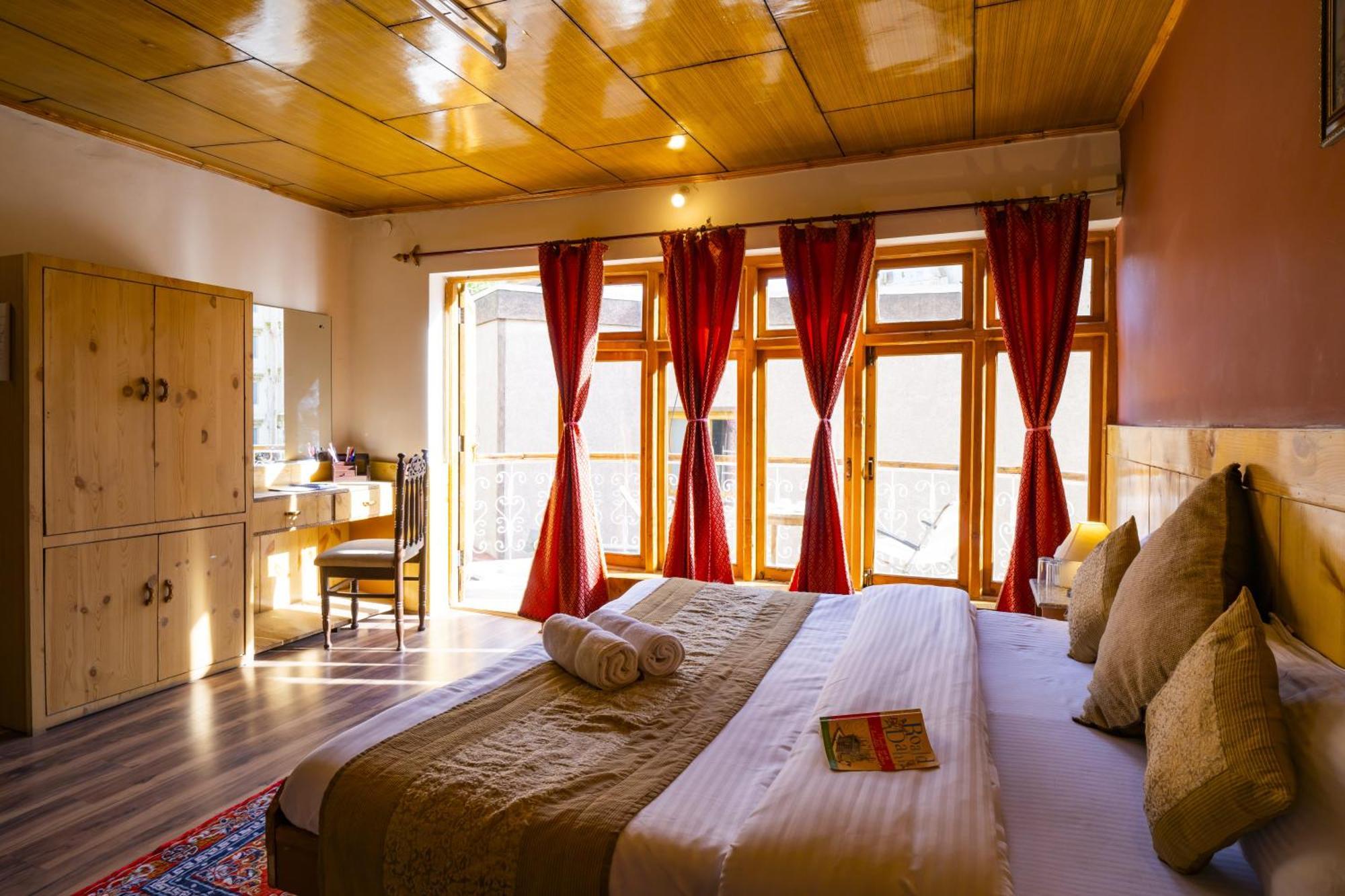 Rainbow Holiday Home Лех Екстериор снимка